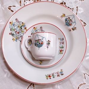 Vintage Kokura Child's Three-Piece Place Set